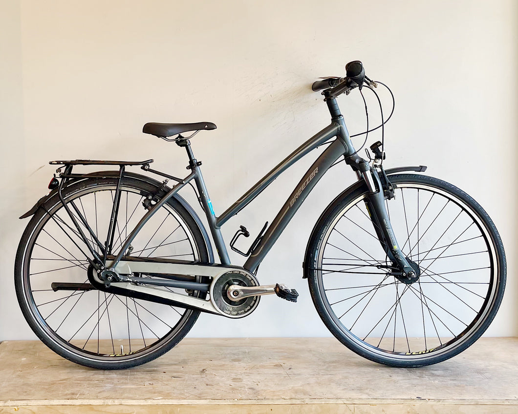 Breezer - Step-Through Style Dutch Bike, Small & Medium Sizes - The Hybrid Dutch Bike